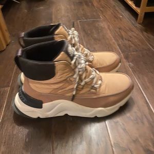 Womens sorel booties